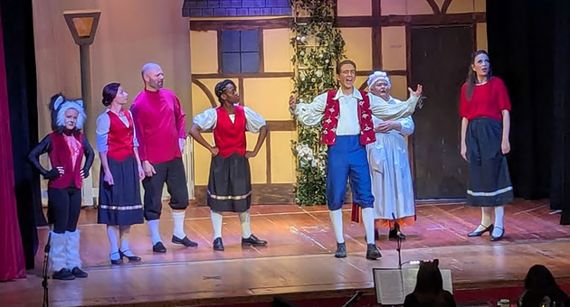 Isleworth and Syon panto 