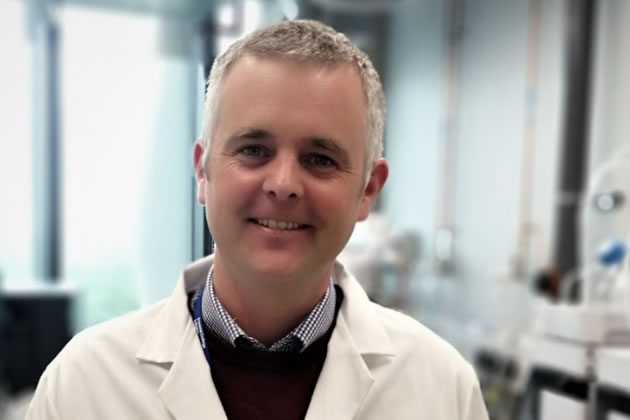 Dr Leon Barron
