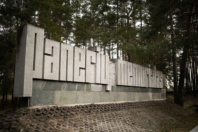 Paneriai is the site of the largest mass murder organized and executed by the Nazis in Lithuania. In 1941-1944, 50,000-70,000 people were killed in Paneriai, most of them Jews from the region of Vilnius 