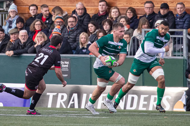 Rayn Smid makes a run with the ball. Picture: Rob Brewer