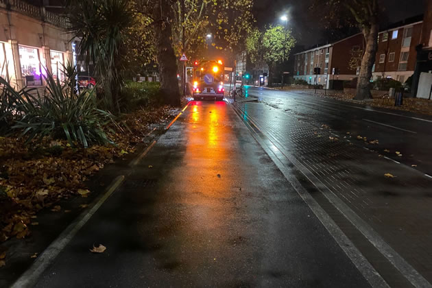 Hounslow Highways clearing leaves on Chiswick High Road