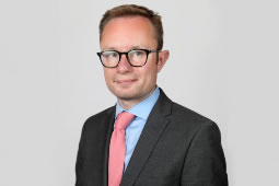 Surge in Number of TfL Staff Paid Over £100,000