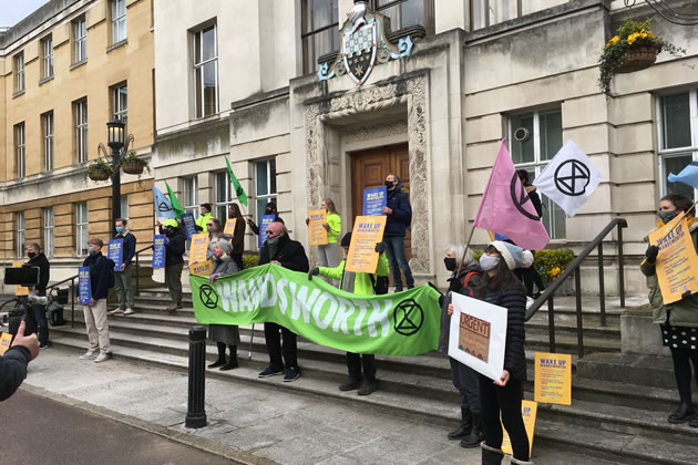 XR Wandsworth protestors gather outside the Town Hall 