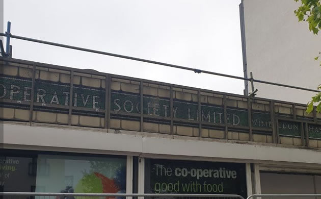 Wimbledon Chase Co-op sign