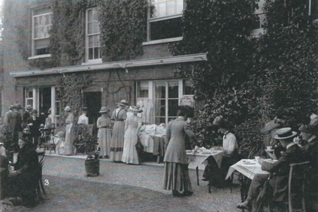 Dorset Hall garden event in 1912