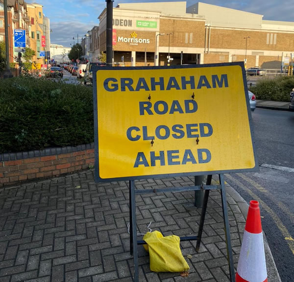 Graham Road sign with spelling error