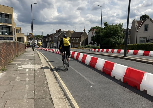 Haydons Road bridge