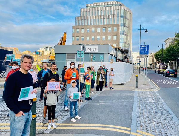 Protest by Graham Road residents