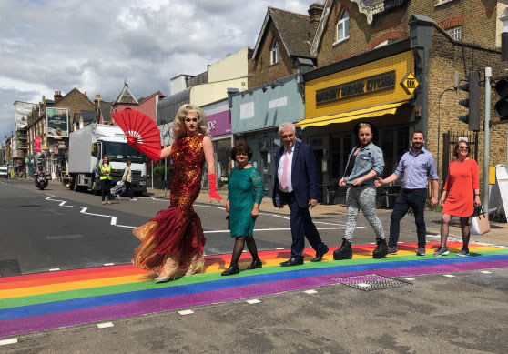 Wimbledon rainbow crossing